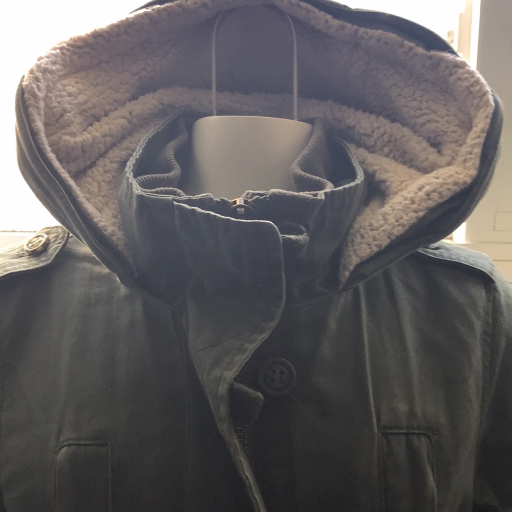 Beautiful khaki army Parka jacket - Picture 3 of 9